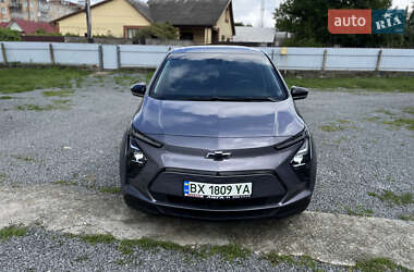 Хэтчбек Chevrolet Bolt EV 2023 в 