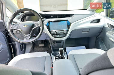 Хэтчбек Chevrolet Bolt EV 2020 в 
