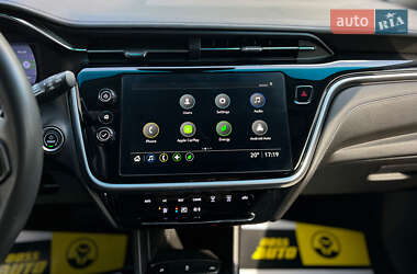 Хэтчбек Chevrolet Bolt EV 2023 в 