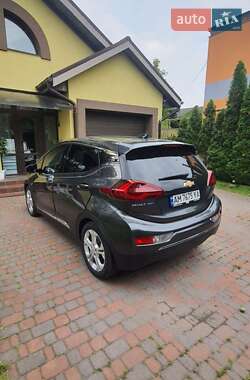 Хэтчбек Chevrolet Bolt EV 2021 в 