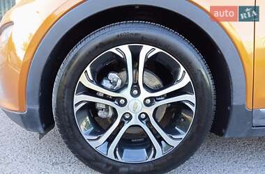Хэтчбек Chevrolet Bolt EV 2017 в 
