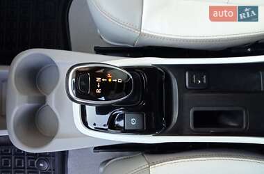 Хэтчбек Chevrolet Bolt EV 2017 в 