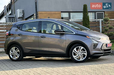 Хэтчбек Chevrolet Bolt EV 2023 в 