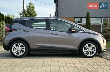 Хэтчбек Chevrolet Bolt EV 2023 в 