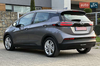 Хэтчбек Chevrolet Bolt EV 2023 в 