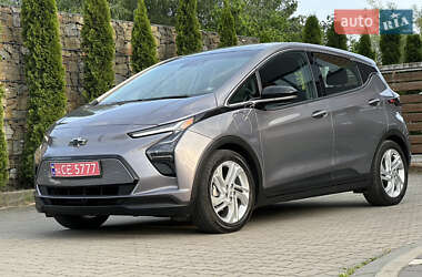 Хэтчбек Chevrolet Bolt EV 2023 в 