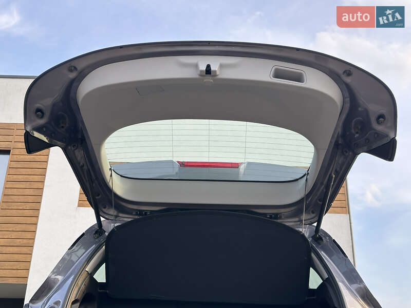 Хетчбек Chevrolet Bolt EV 2023 в Стрию фото 99 Хетчбек Chevrolet Bolt EV 2023 в Стрию
