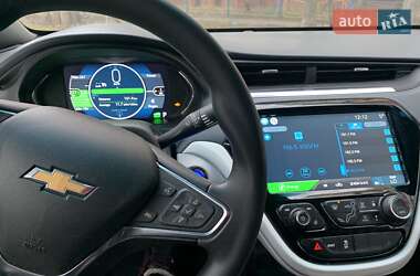 Хэтчбек Chevrolet Bolt EV 2017 в 