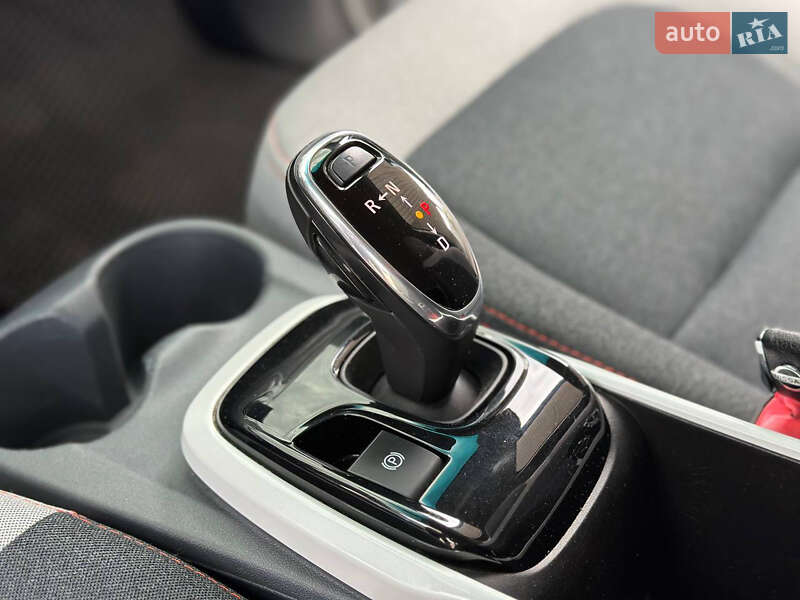Хетчбек Chevrolet Bolt EV 2017 в Дніпрі