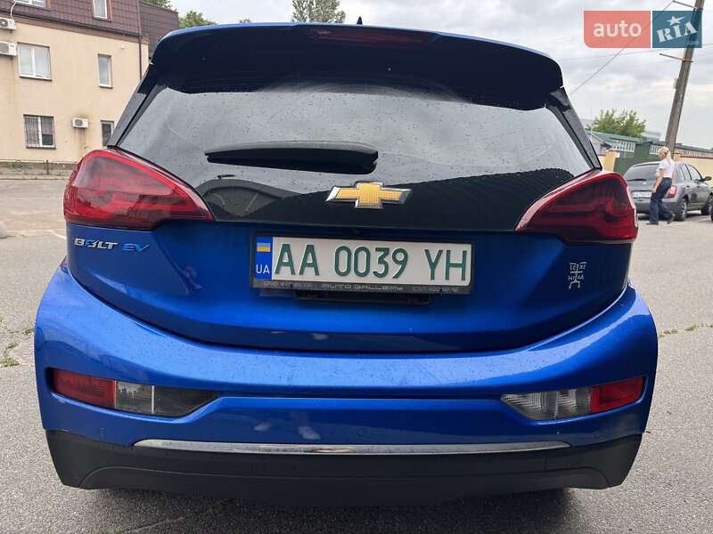 Хэтчбек Chevrolet Bolt EV 2016 в Киеве