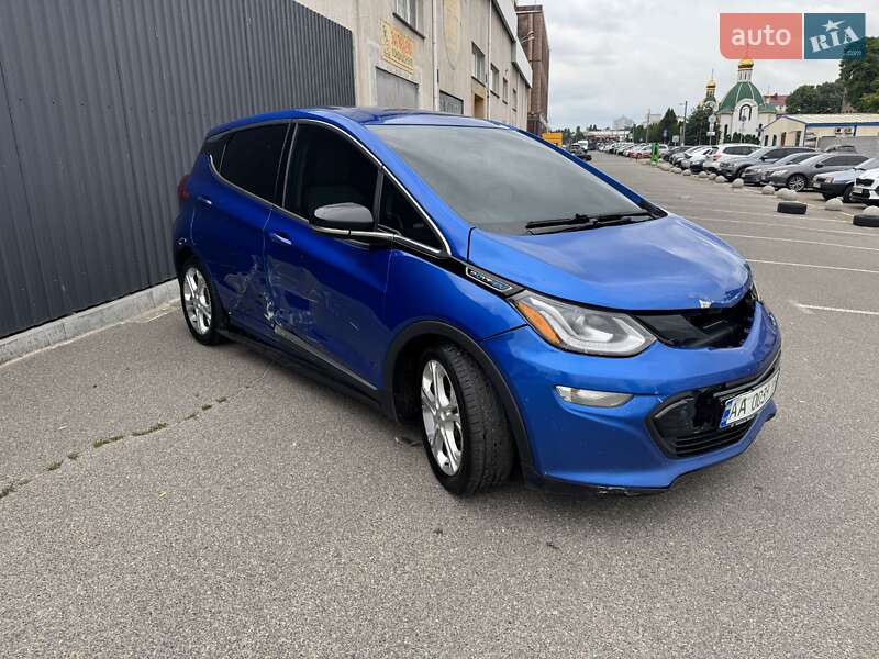 Хэтчбек Chevrolet Bolt EV 2016 в Киеве