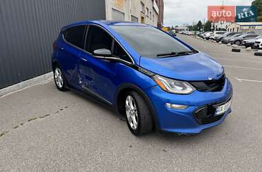 Хэтчбек Chevrolet Bolt EV 2016 в 