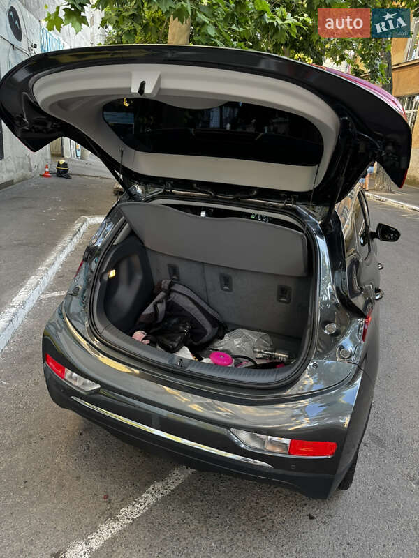Хетчбек Chevrolet Bolt EV 2018 в Одесі