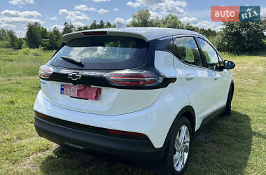 Хэтчбек Chevrolet Bolt EV 2022 в 