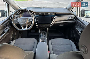 Хэтчбек Chevrolet Bolt EV 2023 в 