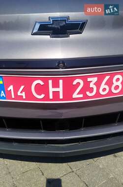 Хэтчбек Chevrolet Bolt EV 2021 в 