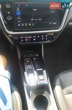 Хэтчбек Chevrolet Bolt EV 2021 в 