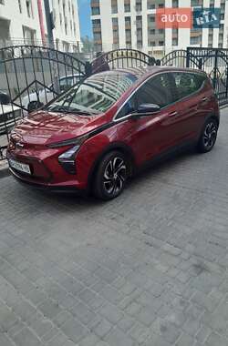 Хэтчбек Chevrolet Bolt EV 2023 в 