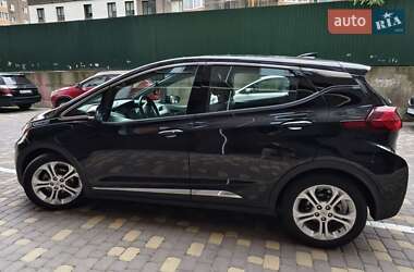 Хэтчбек Chevrolet Bolt EV 2020 в 