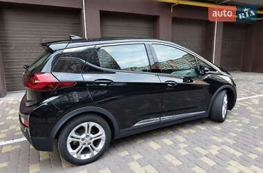 Хэтчбек Chevrolet Bolt EV 2020 в 
