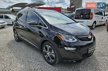 Хэтчбек Chevrolet Bolt EV 2017 в 