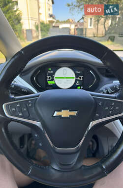 Хэтчбек Chevrolet Bolt EV 2019 в 