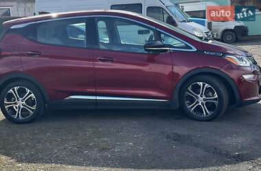Хэтчбек Chevrolet Bolt EV 2018 в 