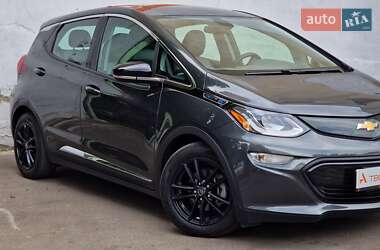 Хэтчбек Chevrolet Bolt EV 2018 в 
