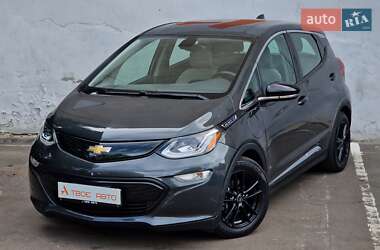 Хэтчбек Chevrolet Bolt EV 2018 в 