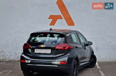 Хэтчбек Chevrolet Bolt EV 2018 в 