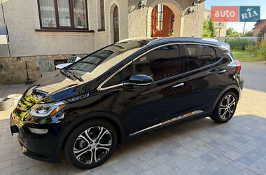 Хэтчбек Chevrolet Bolt EV 2019 в 
