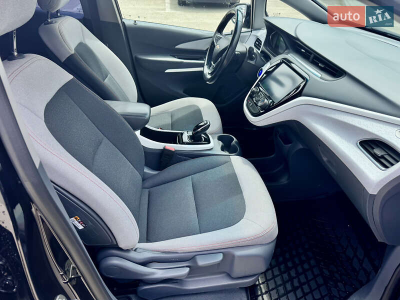 Хетчбек Chevrolet Bolt EV 2020 в Києві
