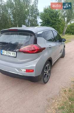 Хэтчбек Chevrolet Bolt EV 2020 в 