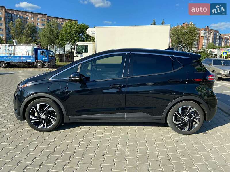 Хэтчбек Chevrolet Bolt EV 2023 в Тернополе