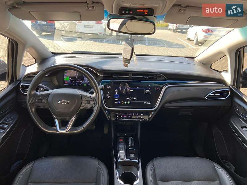 Хэтчбек Chevrolet Bolt EV 2023 в Тернополе