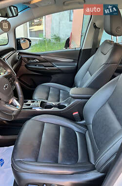 Хэтчбек Chevrolet Bolt EV 2023 в 