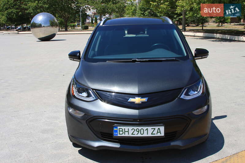 Хетчбек Chevrolet Bolt EV 2017 в Южному фото 7 Хетчбек Chevrolet Bolt EV 2017 в Южному