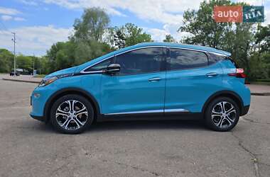 Хэтчбек Chevrolet Bolt EV 2020 в 