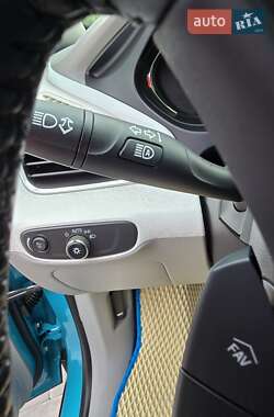 Хэтчбек Chevrolet Bolt EV 2020 в 
