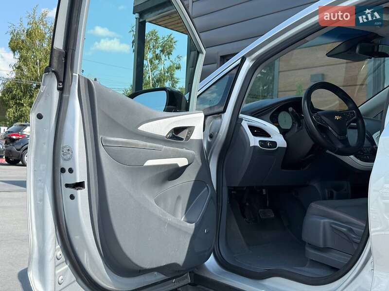 Хэтчбек Chevrolet Bolt EV 2017 в Ровно