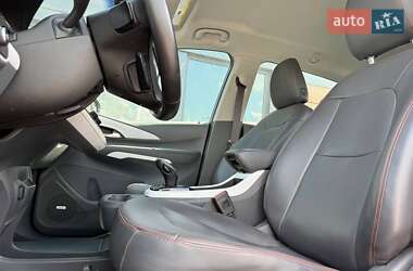 Хэтчбек Chevrolet Bolt EV 2017 в 