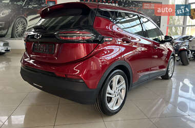 Хэтчбек Chevrolet Bolt EV 2022 в 