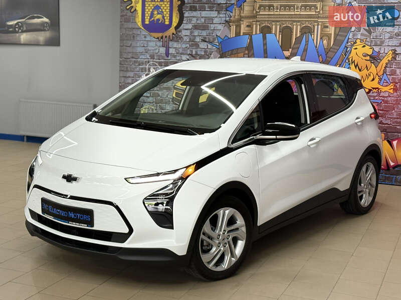 Хэтчбек Chevrolet Bolt EV 2023 в Львове