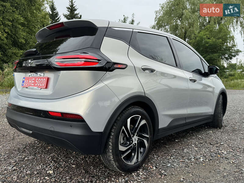 Хэтчбек Chevrolet Bolt EV 2023 в Львове