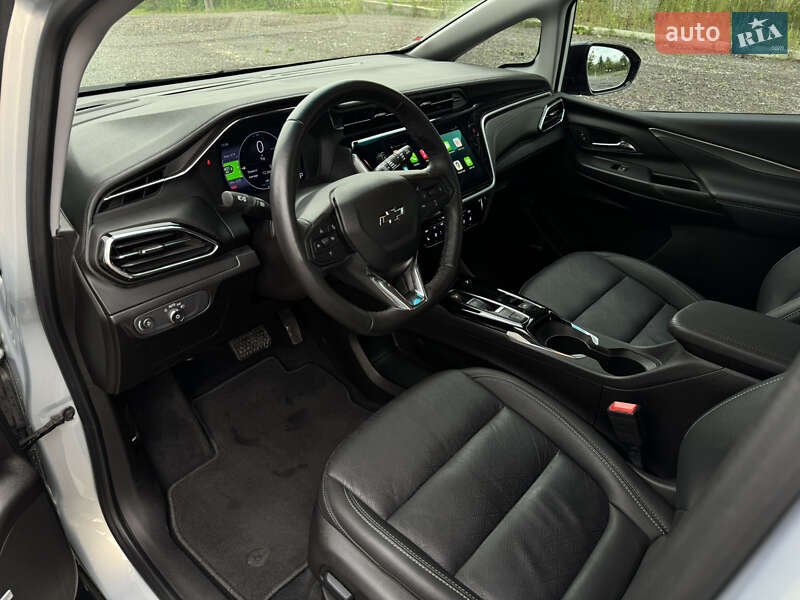 Хэтчбек Chevrolet Bolt EV 2023 в Львове