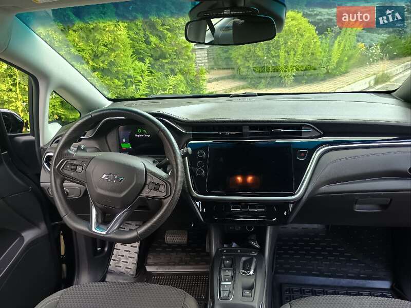Хетчбек Chevrolet Bolt EV 2022 в Києві