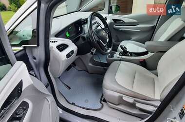 Хетчбек Chevrolet Bolt EV 2019 в 