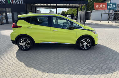 Хэтчбек Chevrolet Bolt EV 2018 в 
