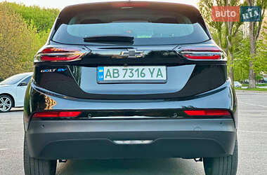 Хэтчбек Chevrolet Bolt EV 2023 в 