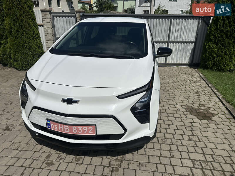 Хэтчбек Chevrolet Bolt EV 2023 в Львове